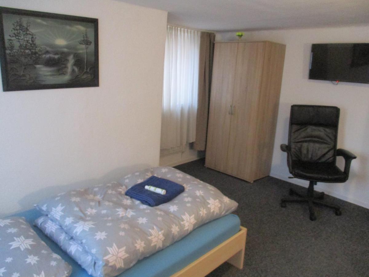 Homestay Ferienzimmer Monteurzimmer Stadtmitte